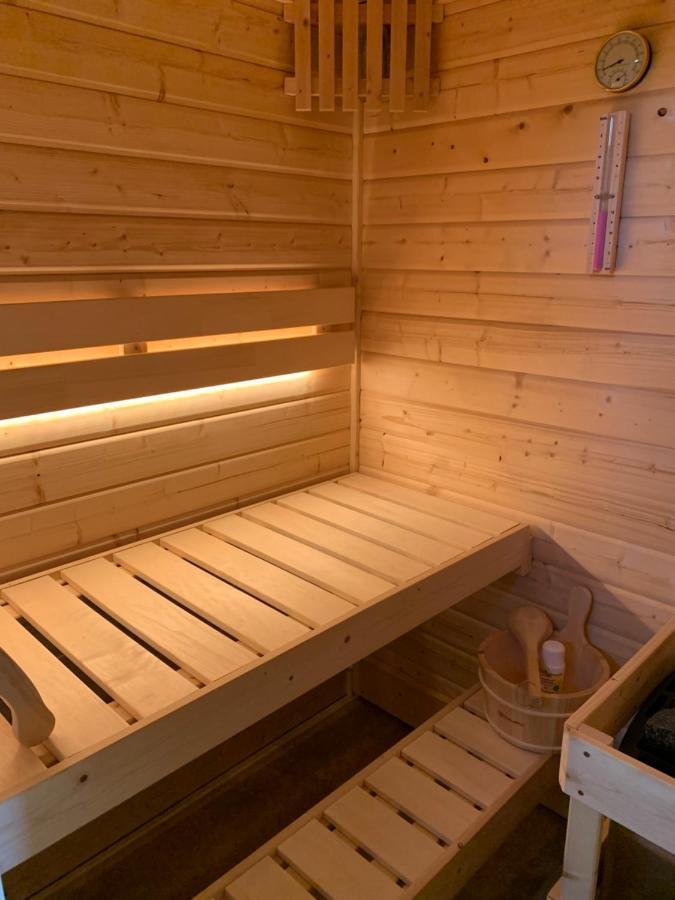 Idyllische Fewo Belling Spa - Eigene Sauna Und E-Ladesaeule Dresda Esterno foto